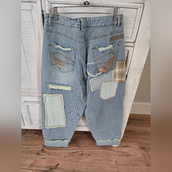 Jaded Gypsy Evening Meadows Distressed Patchwork Boyfriend Jeans | Size S/M - Picture 5 of 7
